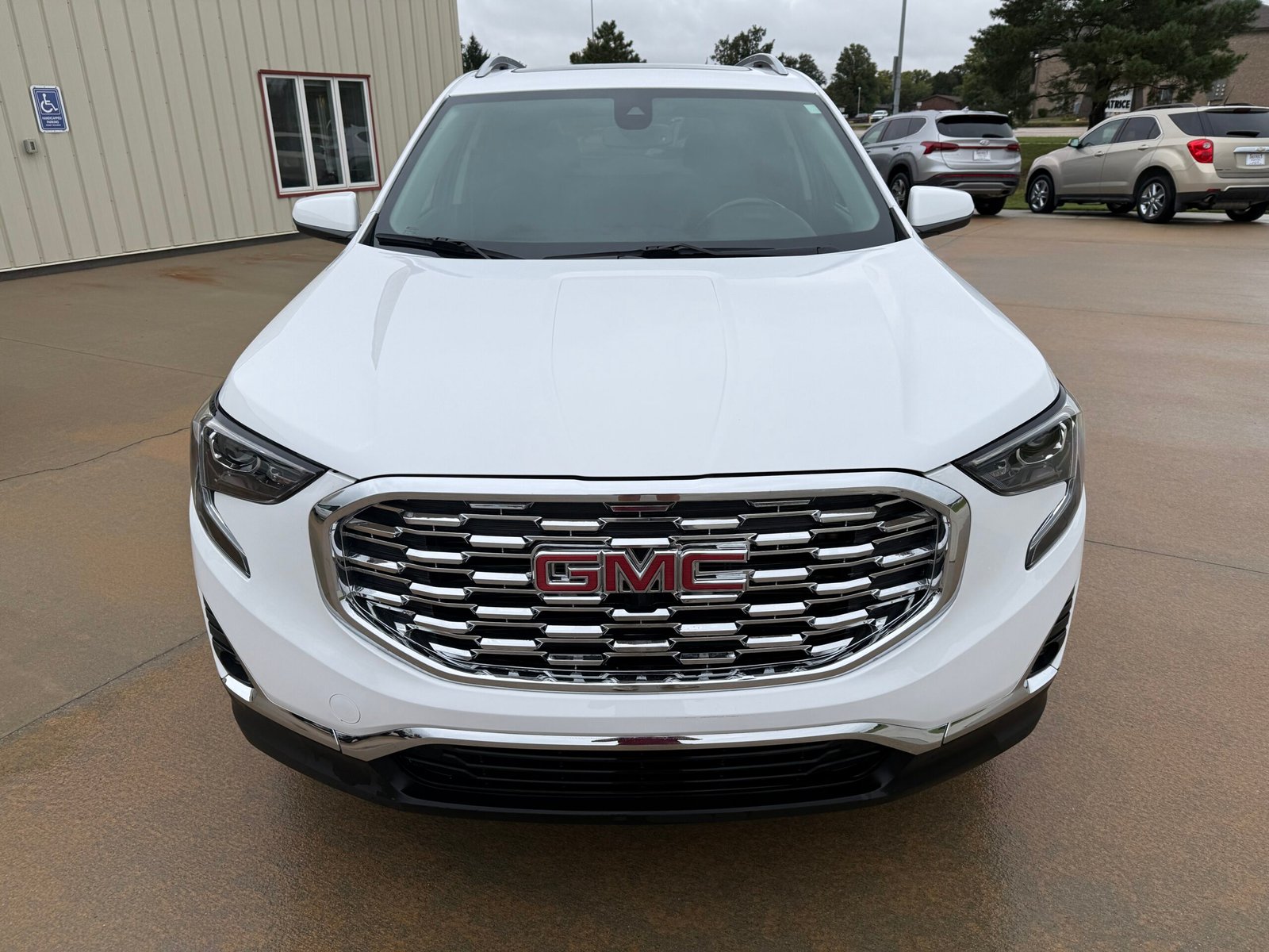 
								2019 GMC Terrain full									